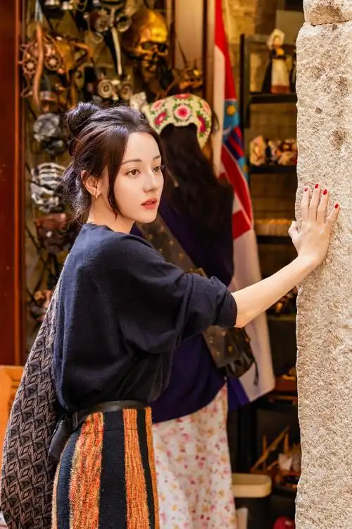 迪丽热巴超话92#花儿与少年#惊喜的旅行体验与沿途最美的风景产生