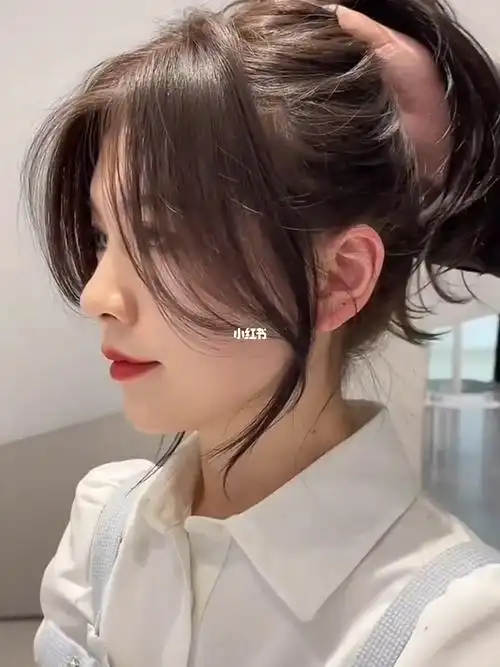 分享一个八字刘海.绝对美丽#韩式修容发型  #美妆  #美妆薯