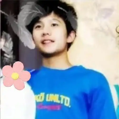 无意中发现了小时候的自己##杨洋