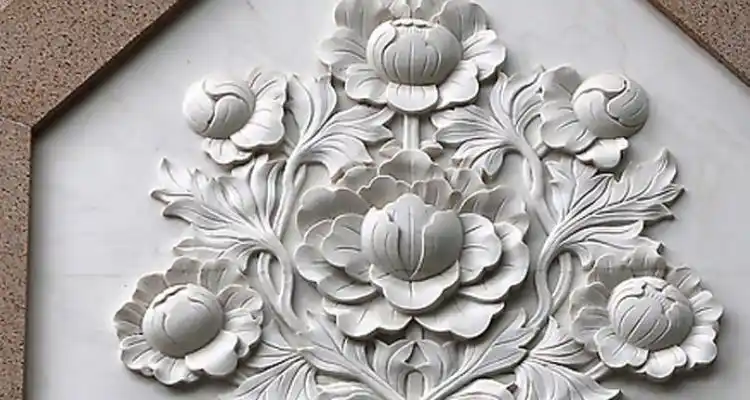 浮雕墙画材料是腻子粉吗