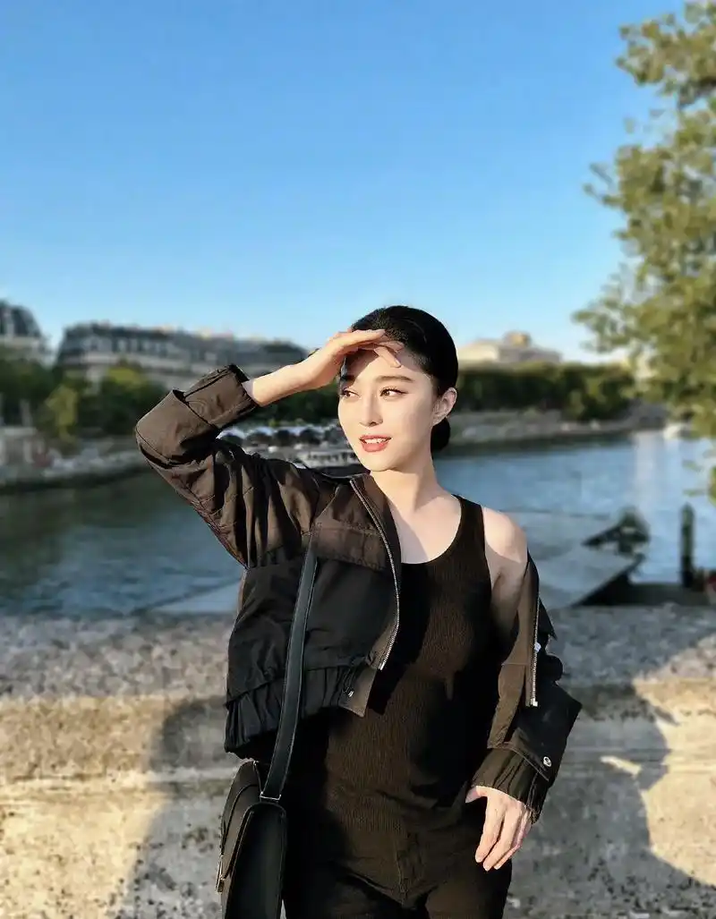 冰冰的随手一拍就很惊艳#又美又飒 #范冰冰 #一眼沦陷 - 抖音