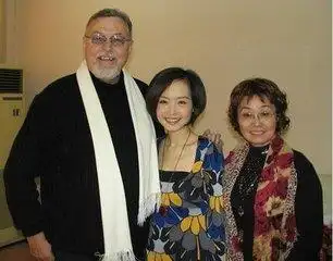 8年前接受《鲁豫有约》专访 - xiaohuizi的博文 - 美国中文网