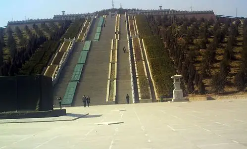 盘点那些骨灰从八宝山迁出的前党政军领导(组图)