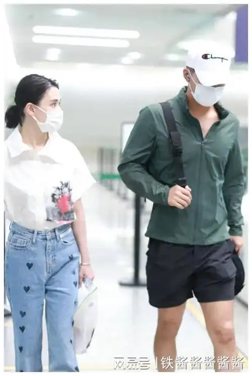 窦骁何超莲婚姻是否坚持一年立见分晓原因原来并非门不当户不对