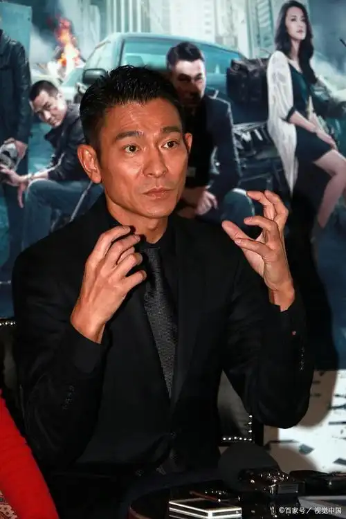 吴京,刘德华,华表奖争人气,观众只爱"华仔"!