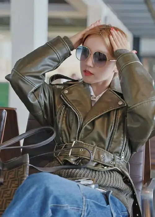 宋雨琦#98#宋雨琦元气甜豆#【图片】230920 柏林机场出发@宋雨琦_g