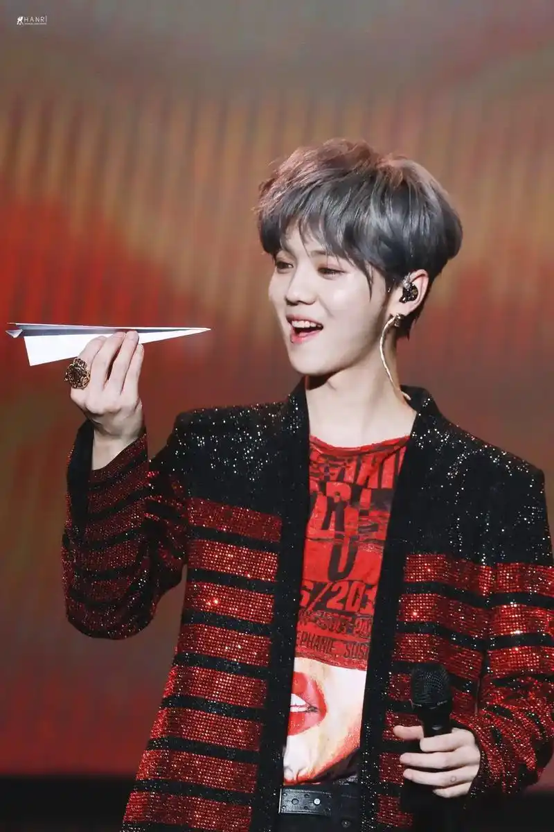 鹿晗 #治愈系笑容 #笑容杀 - 抖音