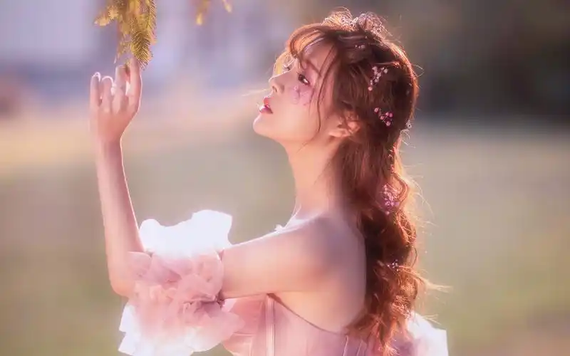 性感仙气美女高清桌面壁纸