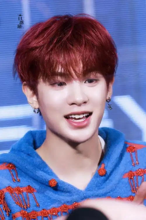 黄明昊vr专辑线下签售会##justin黄明昊0219生日快乐