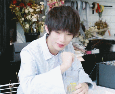 台风少年团丁程鑫