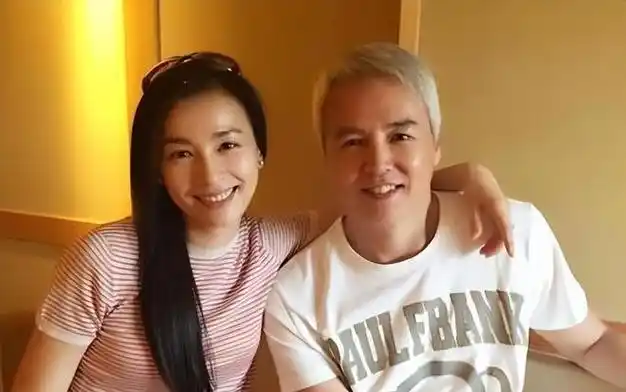 丈夫做9次试管婴儿打1000多针,生下的女儿却血型不相符|婚姻|林瑞阳