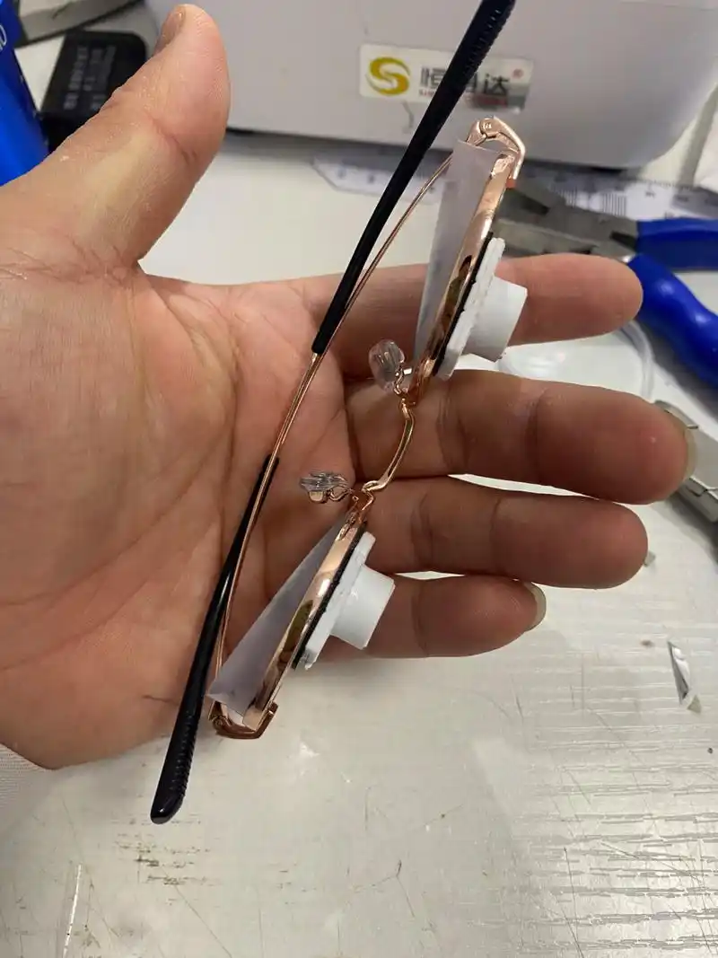 超高度数复视三棱镜视疲劳眼镜 很厚……很重……这个是棱镜 解决双眼