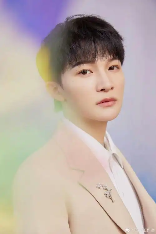 饿了么时令官周深##周深魔都制躁音乐节##周深奔跑吧##风雨同周汕情