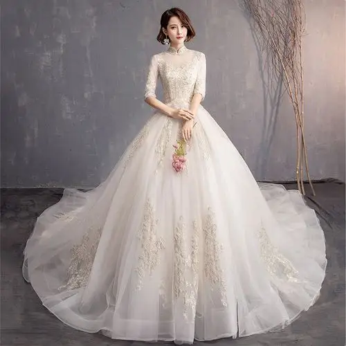宫廷婚纱礼服2020新款法式女齐地新娘结婚赫本简单长拖尾复古长袖
