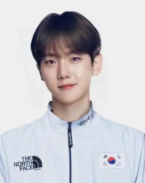 没人能拒绝边伯贤#边伯贤  #证件照  #exo