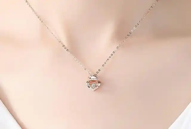 女王般气质的钻石项链