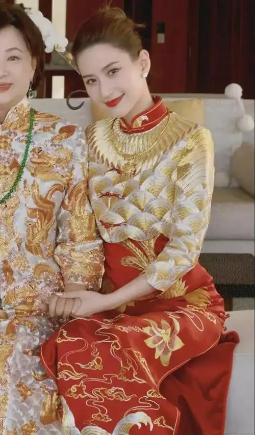 何超莲窦骁中式婚礼照片一身中式嫁衣典雅贵气美得挪不开眼睛