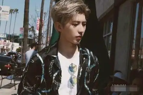 谢可寅为什么叫蔡徐坤学长