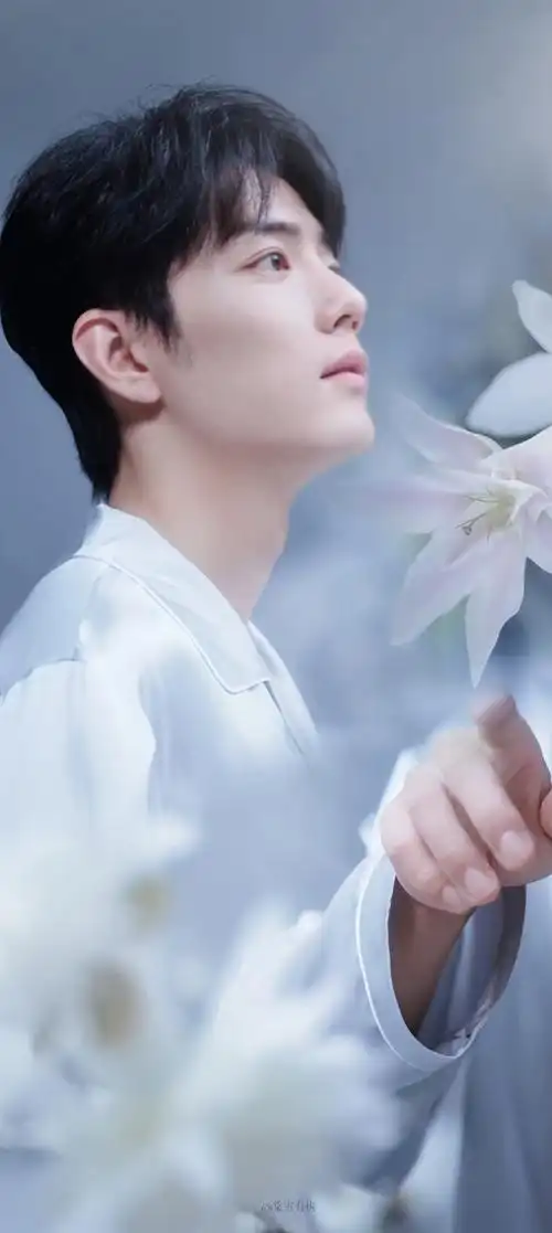 肖战居家感限定#肖战居家风,慵懒不失帅气,可爱得轻轻松松,本梦庞又