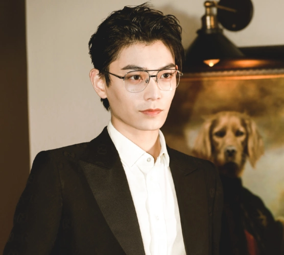 《月光变奏曲》真人版来袭,俊男美女cp太养眼,唯美海报成焦点