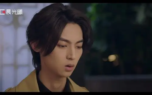 这一刻的藤藤我能感受到已经爱上了立呈当说出放弃的时候藤藤似乎还