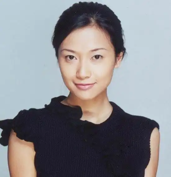 组图:徐静蕾自辩不是举报人 不相信张一白吸毒(3)