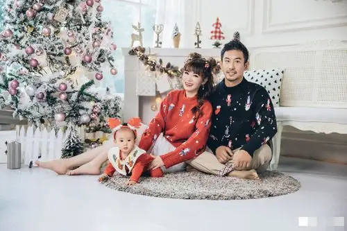 上海主持人万蒂妮老公是谁 揭导演金磊个人资料背景