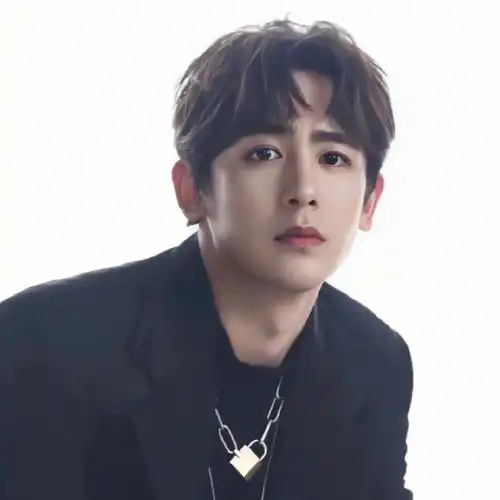 居然今年才认识尼坤