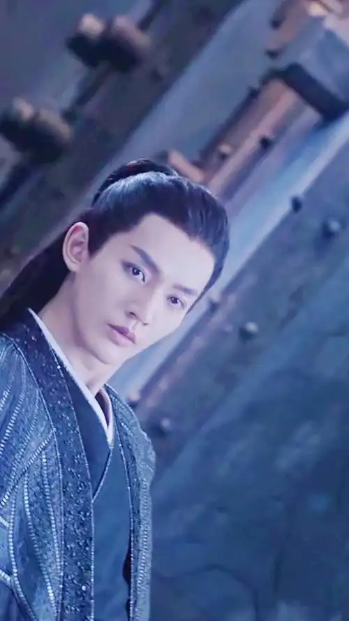 遇龙邓为饰雪阡寻 #世上最帅男二