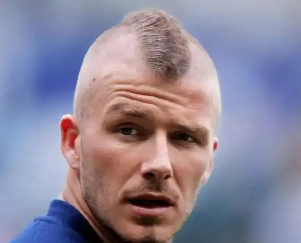 认真的吗?卡洛斯戏称贝克汉姆是衣品最堪忧的人