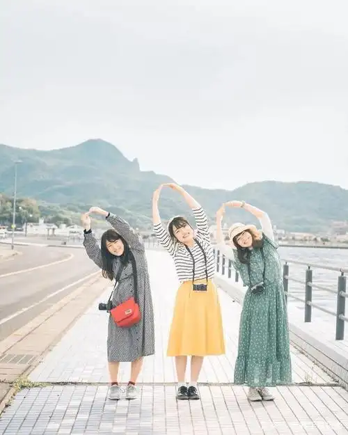 《乘风破浪的姐姐》姐妹情深,闺蜜照这样拍才有爱!