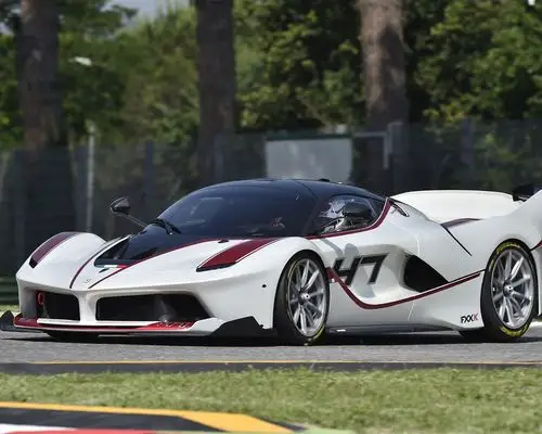 2015年法拉利fxx k白色超级跑车 壁纸 - 1280x1024