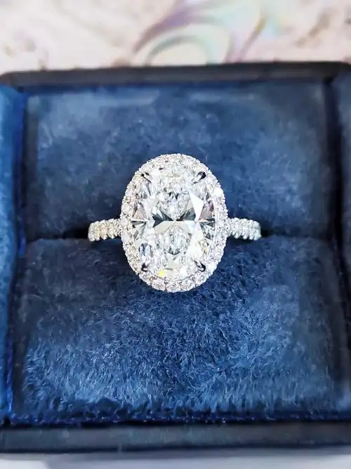 3克拉鸽子蛋60上海客定椭圆钻hwtheone