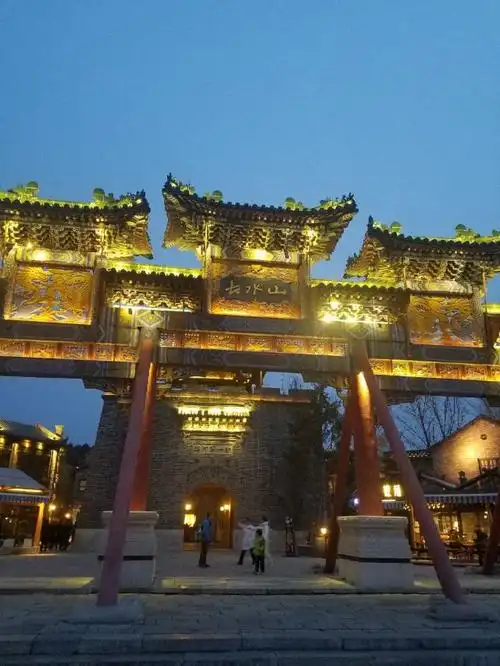 7日月岛广场攻略,7日月岛广场门票/游玩攻略/地址/图片/门票价格【携