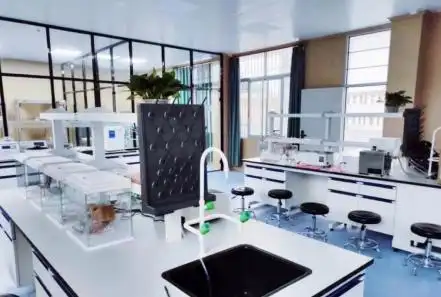 福建省平和四中小平科技创新实验室