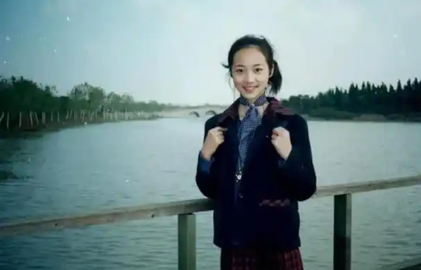 事实证明陈道明没有说错如今41岁韩雪的现状就是最好的证明