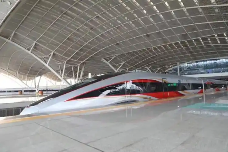 我国"高铁色彩"大揭秘,有哪几种颜色你知道吗?