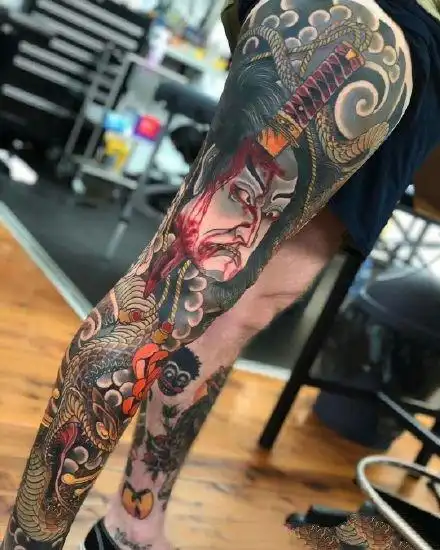 日系传统大面积花腿纹身5