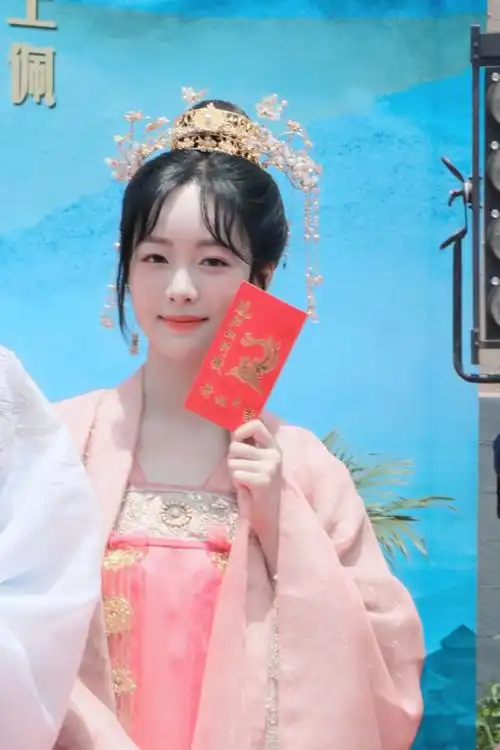 期待赵尧珂凤归四时歌闻素语