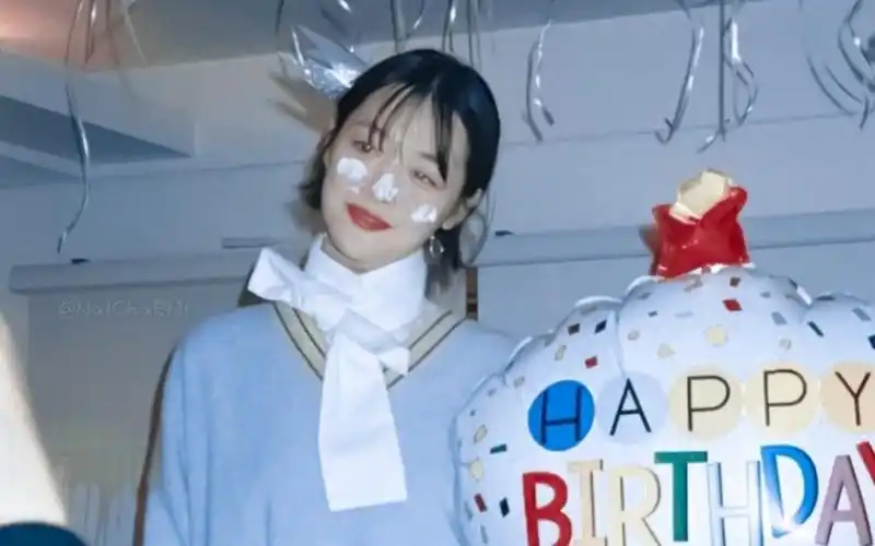 崔雪莉3月29生日快乐真理呀在另一个世界也要开心