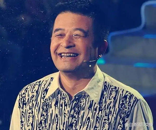 64岁的毕福剑迎来"报应",口无遮拦,侮辱先烈,晚年靠耕地为生