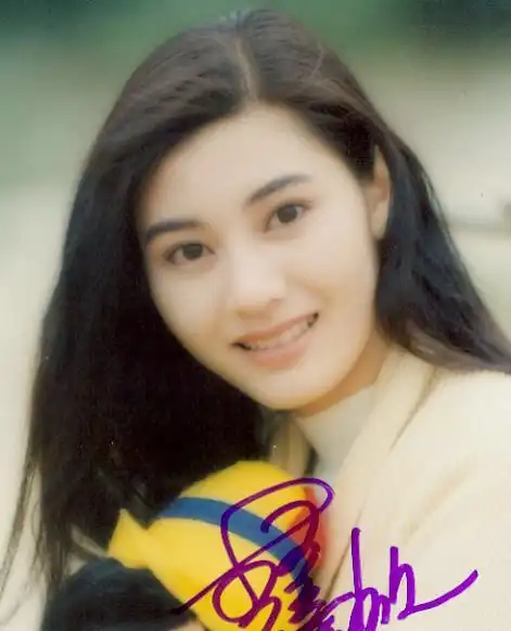 年轻时的李嘉欣真的美爆了 不愧是一代美人