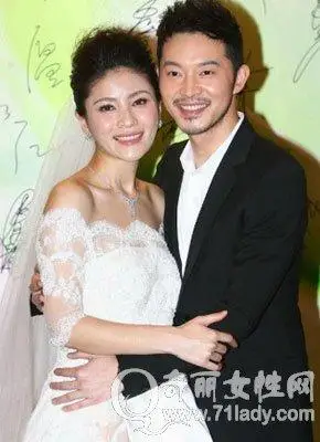 胡可老公被曝不善于表达 老公沙溢不说我爱你觉得肉麻