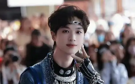 我靠,倒霉死勒你简直是小说男主走进现实了,下次听广播剧直接带入梅梅