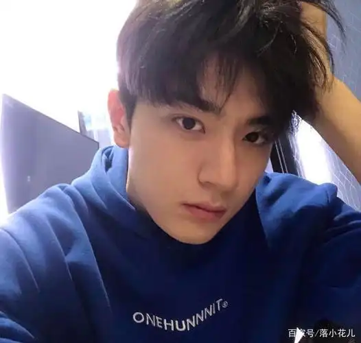 盘点那些当红的帅气小鲜肉,快来看看有没有你的爱豆