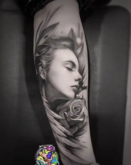 女肖像翅膀纹身图片_手臂欧美写实纹身图案