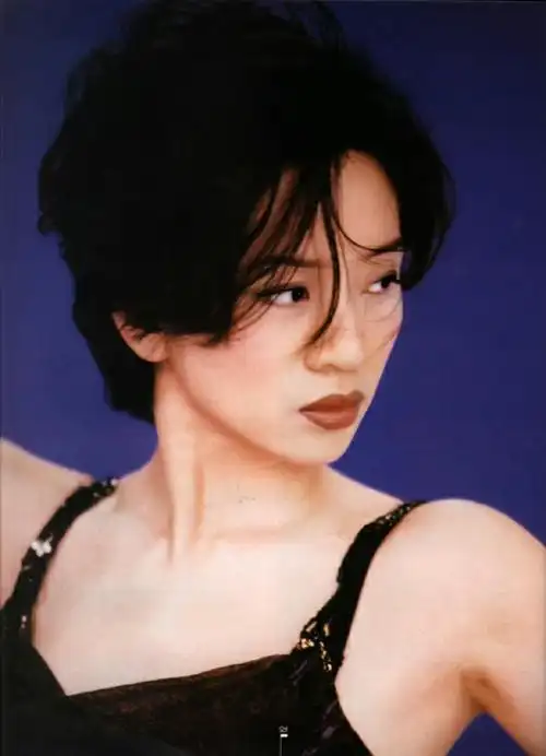 梅艳芳值得珍藏的高清照片,美得雌雄难辨,一定要看到最后!