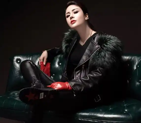 快手花姐个人资料简介大排档歌手花姐生活照走红经历