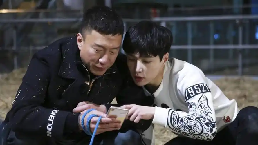 张艺兴孤注一掷路演好有梗,生活中只被朋友骗,孙红雷第一个被说