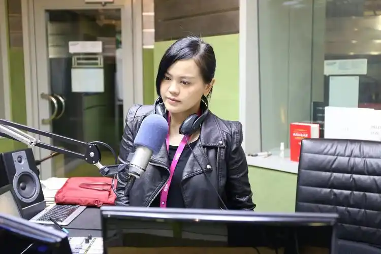 melody fm当家主持龙纹敏宣布离职, 并由「她」和菲比搭档!